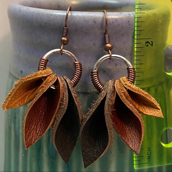 Leather handmade boho ombré earrings - Picture 2 of 4